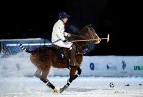 Valle d’Aosta, Polo, cavalli e sport equestri, nei numeri FISE la grande passione: tesserati +53%, patenti ‘a’ +50%, cavalli +22%